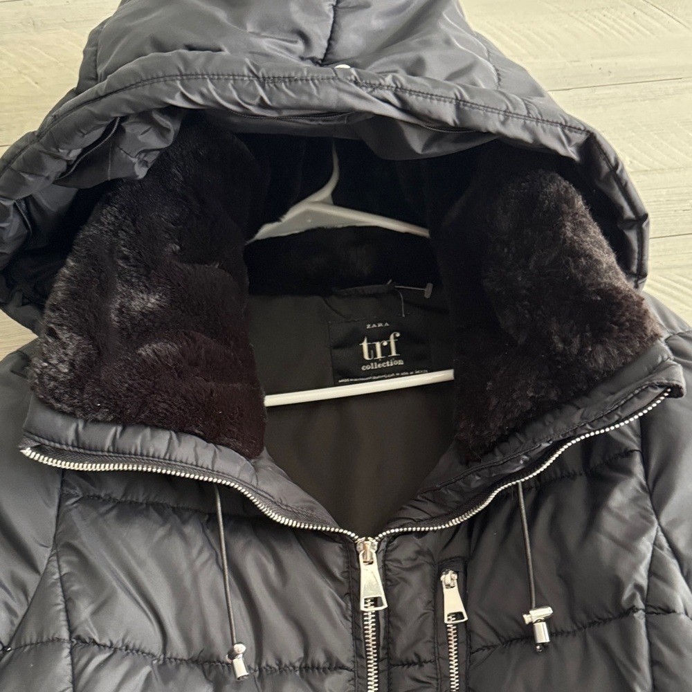 Zara Black Hooded Puffer Jacket - Picture 7 of 11